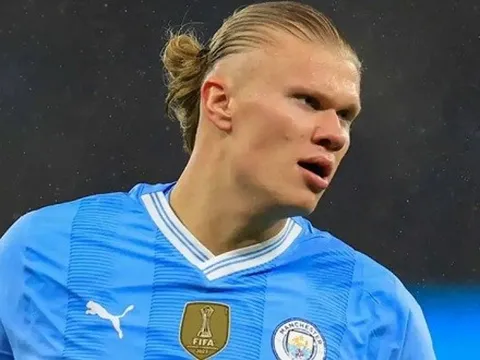 Haaland thừa nhận học cách dứt điểm từ Van Persie