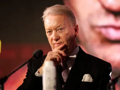 Vụ kiện 1 tỷ USD chấn động làng quyền Anh: Queensberry của Frank Warren đối đầu Sela và TKO