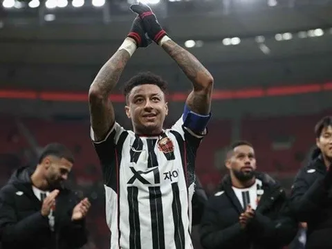 Lingard sắp tái ngộ Memphis Depay tại Corinthians