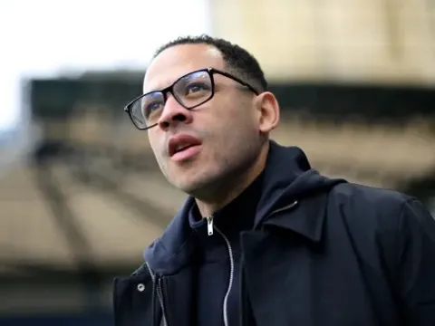 Chelsea đụng PSG, có thể đại chiến Liverpool tại tứ kết