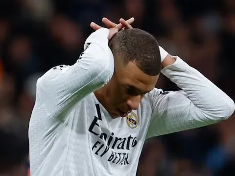 Mbappe đối mặt nguy cơ phẫu thuật đầu gối