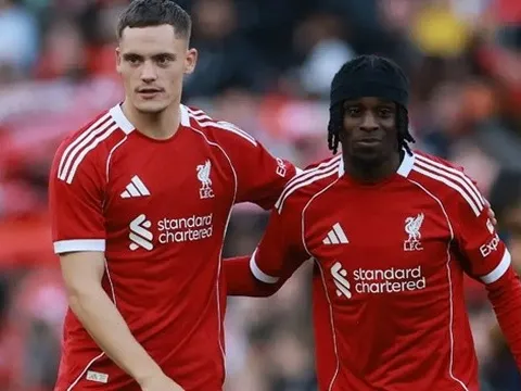 Slot xác nhận Frimpong trở lại, Wirtz ngồi ngoài