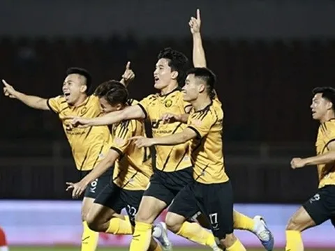 Thanh Hóa chi tiền khủng xóa án FIFA, ra mắt sao Hà Lan