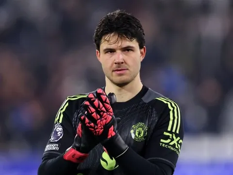 Senne Lammens được kỳ vọng là huyền thoại mới của MU