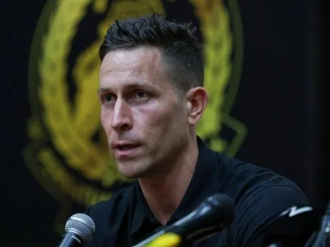 Rob Friend hé lộ khả năng Malaysia thắng kiện vụ 7 cầu thủ nhập tịch