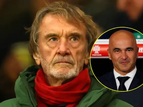 Fan MU nổi giận khi CLB nhắm Roberto Martinez