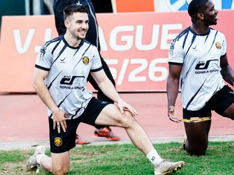 Cựu cầu thủ PSV tập chay 2 tháng chờ khoác áo Thanh Hóa