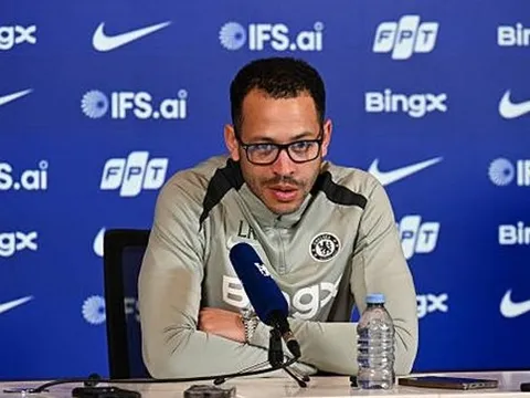 Liam Rosenior quyết tìm điểm yếu để đánh bại Arsenal