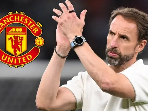 Southgate thờ ơ, Carrick rộng cửa làm HLV chính thức của MU