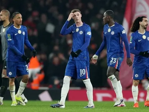 Arsenal hóa khắc tinh của Chelsea thời hậu Abramovich