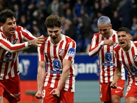 Julian Alvarez giải cứu Atletico Madrid ở phút 90+4'