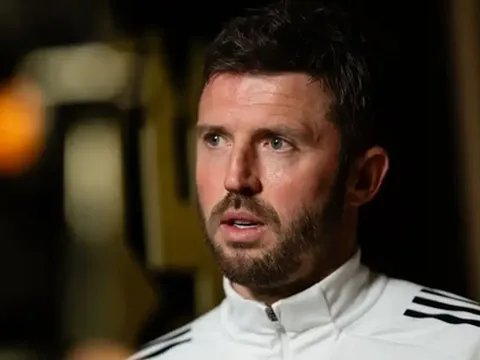 Carrick muốn Old Trafford bùng nổ trước Palace