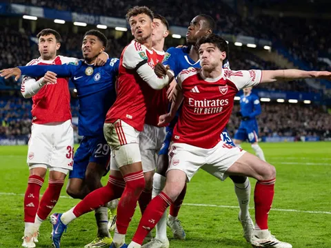 Chuyên gia Anh không tin Chelsea cản được Arsenal