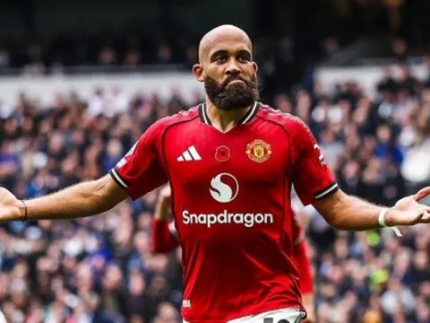 Mbeumo hay Sesko là lời giải cho hàng công Man Utd trước Palace?