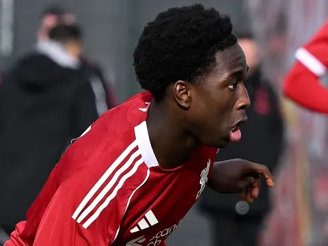 Viên ngọc Josh Abe của Liverpool chấn thương nghỉ hết mùa