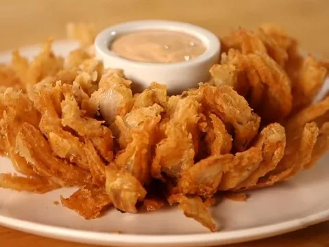 Cách làm món hành tây chiên giòn cực ngon miệng