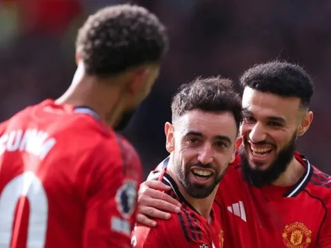 Carrick vinh danh Bruno Fernandes sau cột mốc 100 kiến tạo cho MU