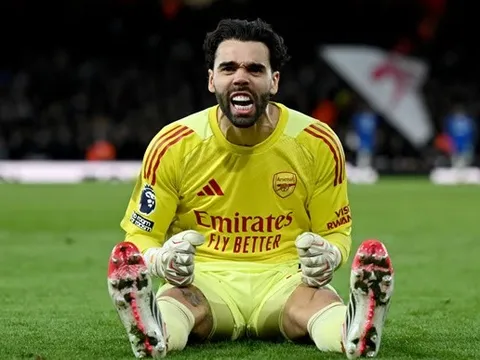 Raya gồng gánh giấc mơ vô địch của Arsenal