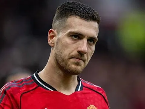 Dalot nhắc lại nỗi đau của Man Utd khi phải ngồi nhà xem cúp châu Âu