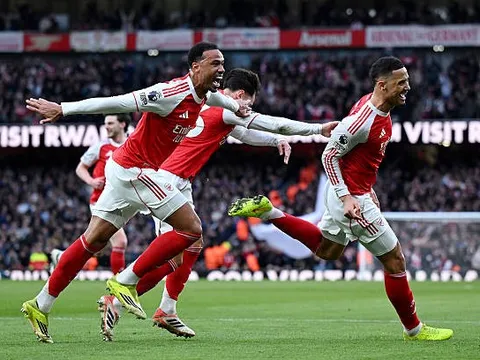 Arsenal còn cách chức vô địch Ngoại Hạng Anh bao xa?