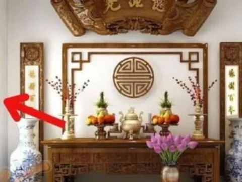 3 lỗi phong thủy trên bàn thờ nhiều nhà mắc phải: Không sửa sớm dễ hao tài, lộc suy