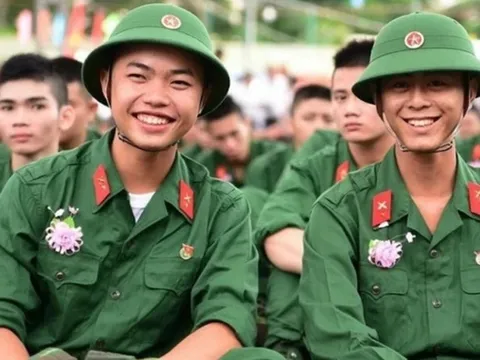 Tiêu chuẩn, điều kiện đăng ký tuyển dụng vào Quân đội như thế nào?