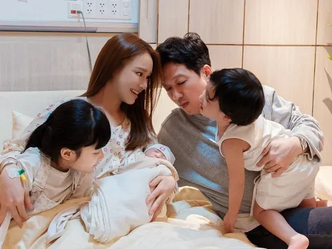 Trường Giang guc ngã vì con trai đi bệnh viện