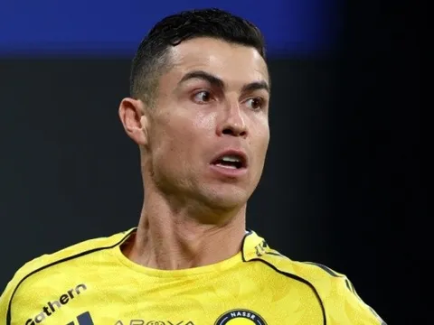 Chuyên cơ rời Riyadh trong đêm và dấu chấm hết cho Ronaldo?