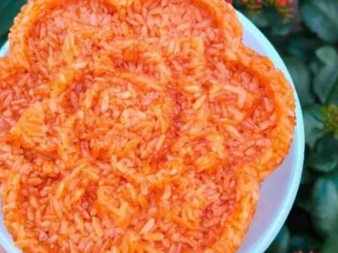 Cách nấu xôi thắp hương Rằm bằng nồi cơm điện dẻo thơm, bóng mẩy, để lâu không khô