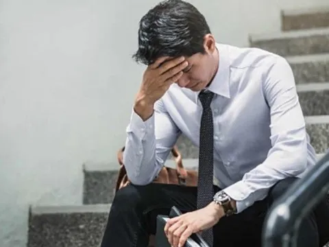 Nam thanh niên 27 tuổi ở Hà Nội đi khám khắp nơi vì lo sợ mắc bệnh hiểm nghèo, kết quả phải nhập viện tâm thần