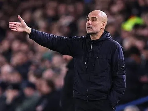 Khi Pep buộc phải "phản bội" triết lý tại Man City