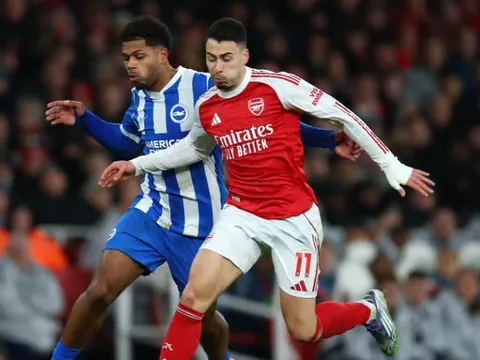 Merson và Sutton lo Arsenal sảy chân tại Brighton vì áp lực