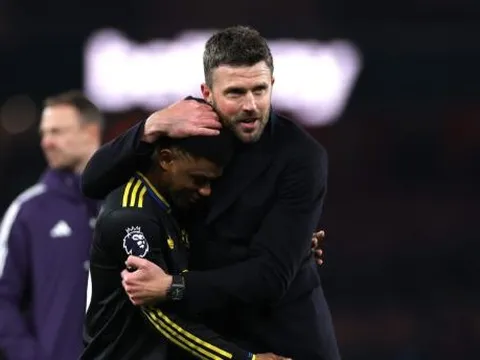 Mất suất đá chính, Amad Diallo vẫn được Carrick khen hết lời