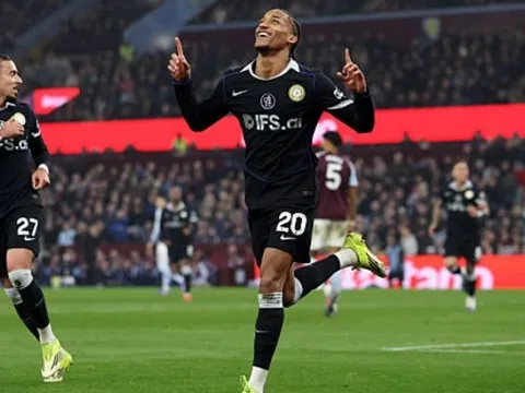 Hat-trick của Pedro đưa Chelsea chiếm vị trí thứ 5 trên BXH Ngoại hạng Anh