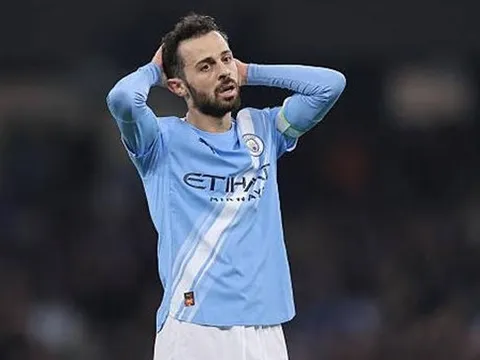 Silva bức xúc khi trọng tài từ chối phạt đền cho Haaland