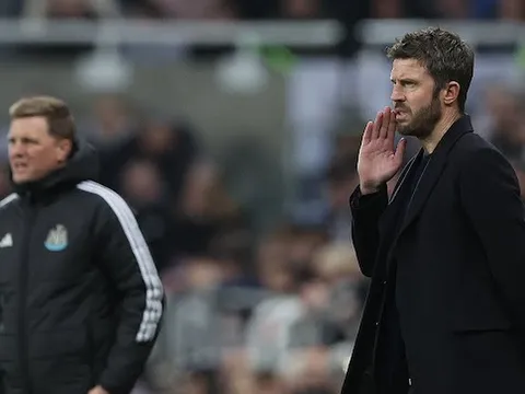 Carrick bác quan điểm dùng Cunha sai cách khiến MU thua Newcastle