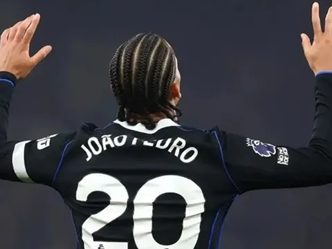 Joao Pedro gọi hat-trick hạ Villa là thời điểm vàng