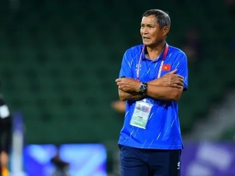 Hạ Ấn Độ phút 90+3, HLV Mai Đức Chung khen học trò bản lĩnh