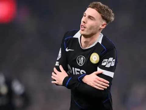 Hủy diệt Villa, Cole Palmer công khai chế giễu Onana