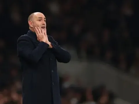 Thua ngược Crystal Palace, Tottenham áp sát nhóm xuống hạng