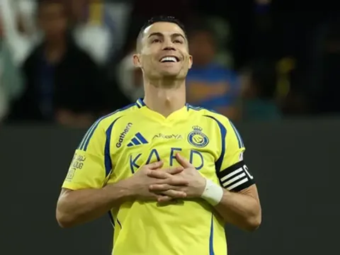 Ronaldo dính chấn thương, nguy cơ nghỉ thi đấu 1 tháng