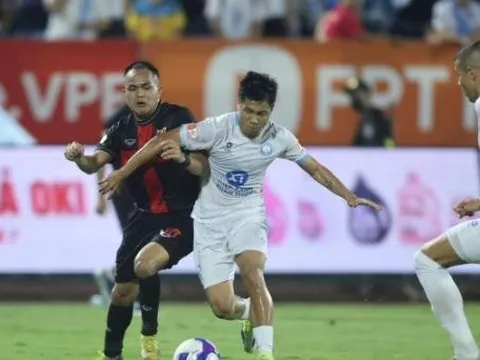 Thủng lưới 8 bàn sau 3 trận, hàng thủ Ninh Bình sụp đổ khó tin