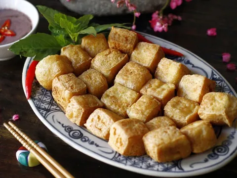 Mẹo rán đậu vàng giòn, để lâu không ỉu