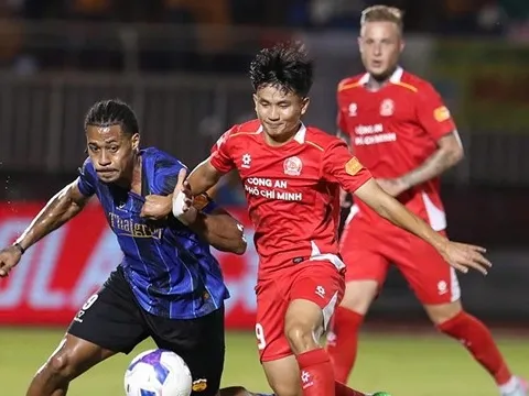 Soi trận HAGL vs CA TPHCM: Lê Huỳnh Đức giải bài toán hàng công bế tắc