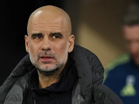 Pep Guardiola bảo vệ Foden sau 3 tháng tịt ngòi ở Man City