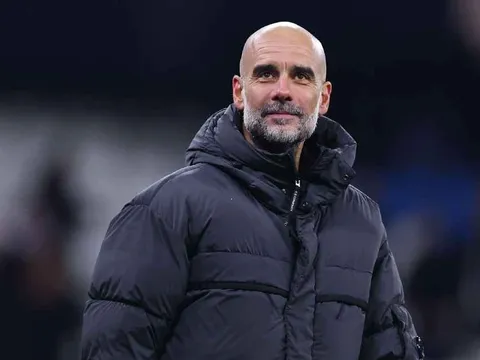 Pep dập tắt tin đồn rời Man City bằng lời cảnh báo