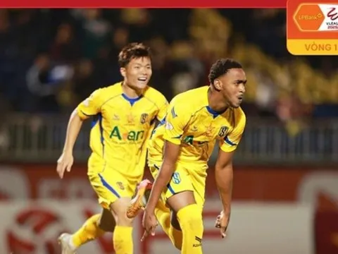 SLNA hạ Hải Phòng nhờ sai lầm của Tiến Dụng