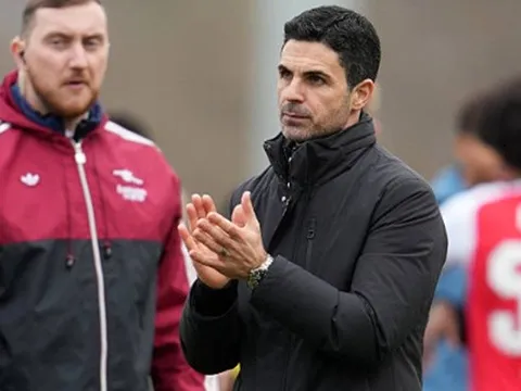 Arteta thừa nhận Mansfield khiến Arsenal khốn đốn