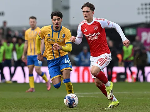 Chấm điểm Arsenal: Eze giải cứu Pháo thủ, Dowman rực sáng