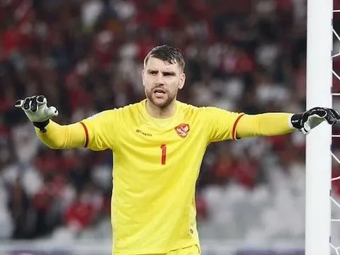 Từ tiền đạo chán ghi bàn đến thủ môn ĐT Indonesia và Ajax